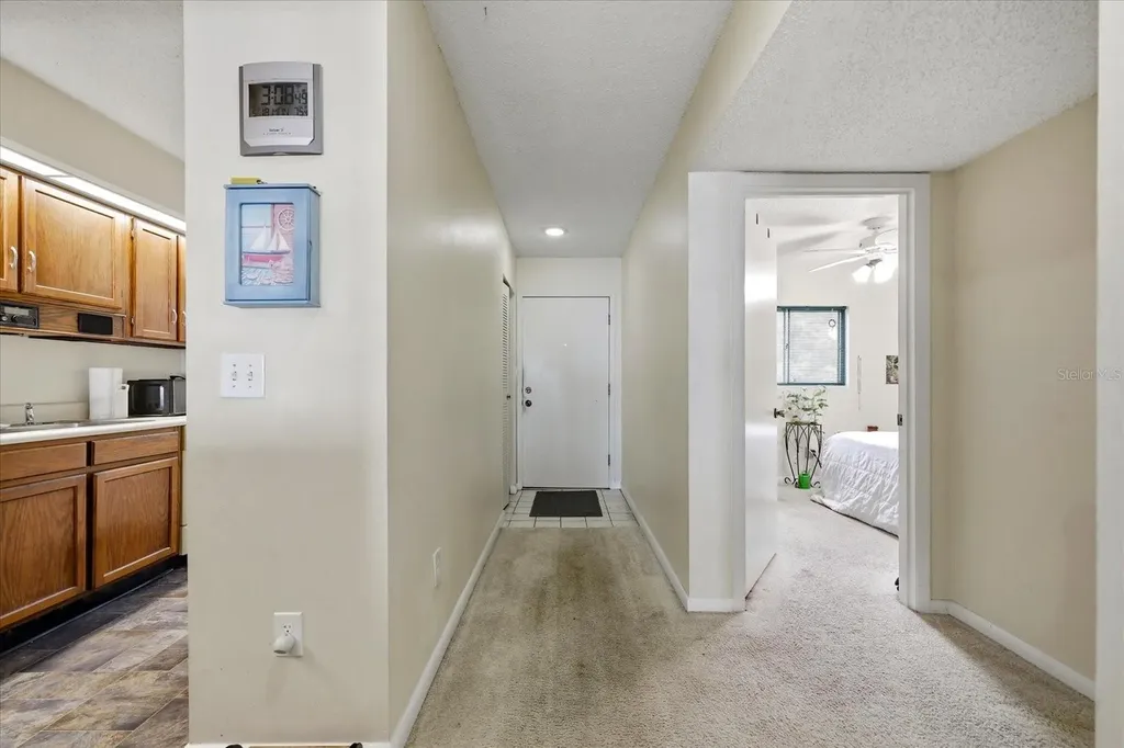818 Bahia Del Sol Drive Ruskin FL 33570