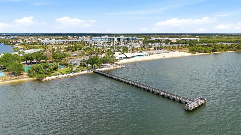 818 Bahia Del Sol Drive Ruskin FL 33570