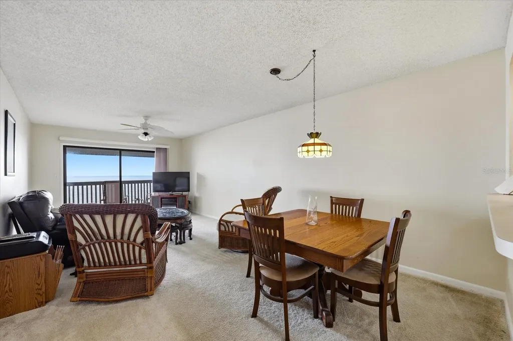 818 Bahia Del Sol Drive Ruskin FL 33570