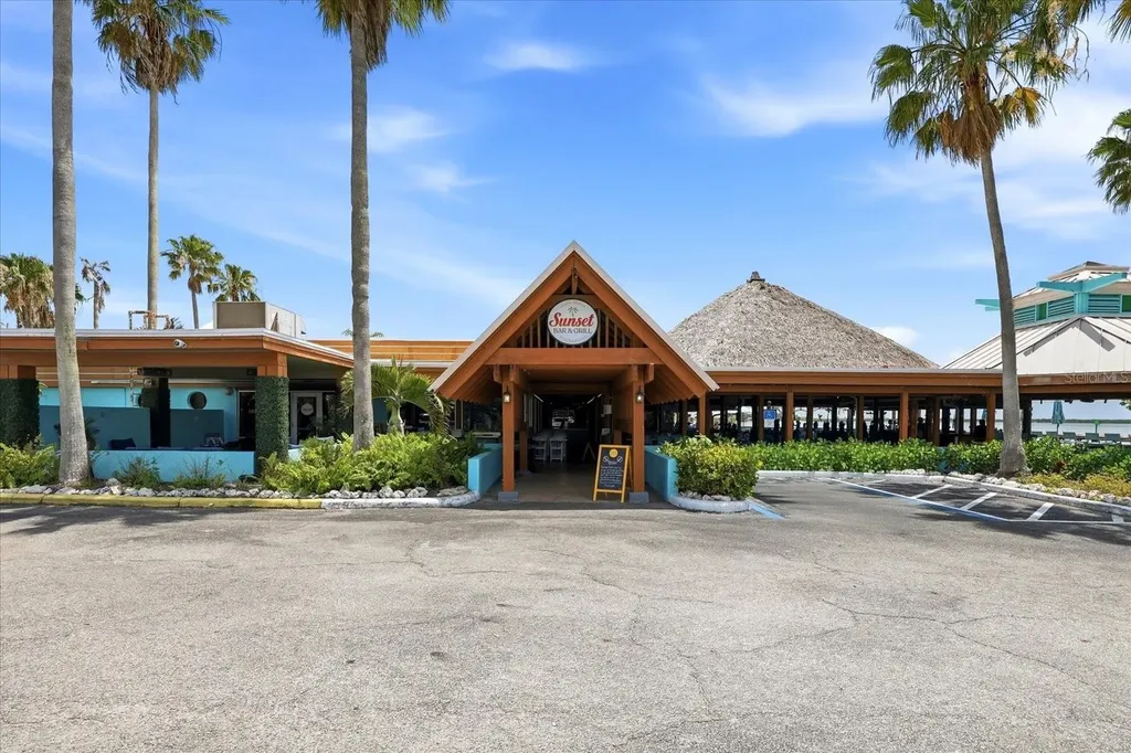 818 Bahia Del Sol Drive Ruskin FL 33570