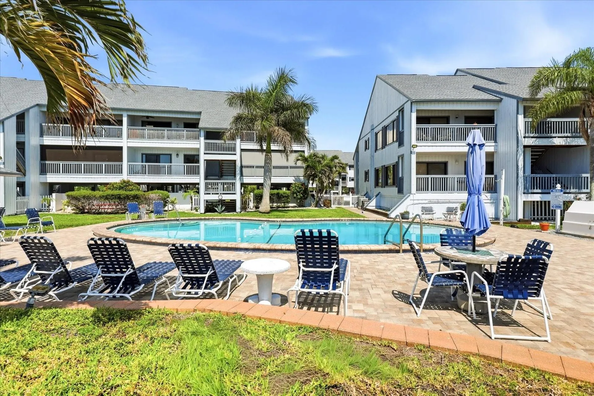 818 Bahia Del Sol Drive Ruskin FL 33570