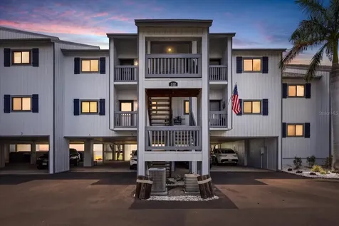 818 Bahia Del Sol Drive Ruskin FL 33570