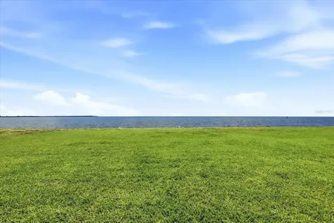 818 Bahia Del Sol Drive Ruskin FL 33570