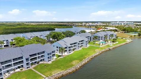 818 Bahia Del Sol Drive Ruskin FL 33570