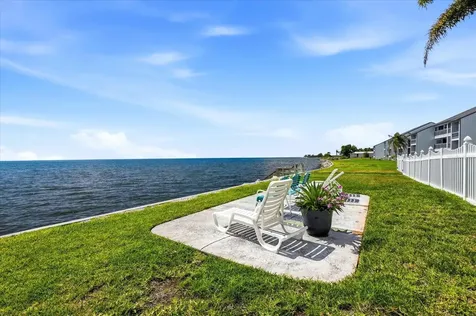 818 Bahia Del Sol Drive Ruskin FL 33570
