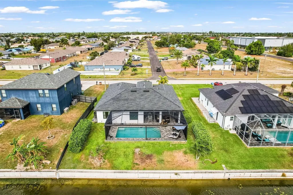 828 SW 28th Street Cape Coral FL 33914
