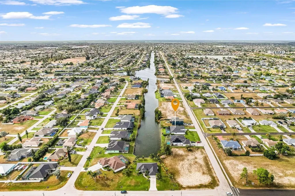 828 SW 28th Street Cape Coral FL 33914