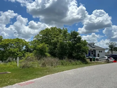 2055 E Prairie Circle #50 Deltona FL 32725