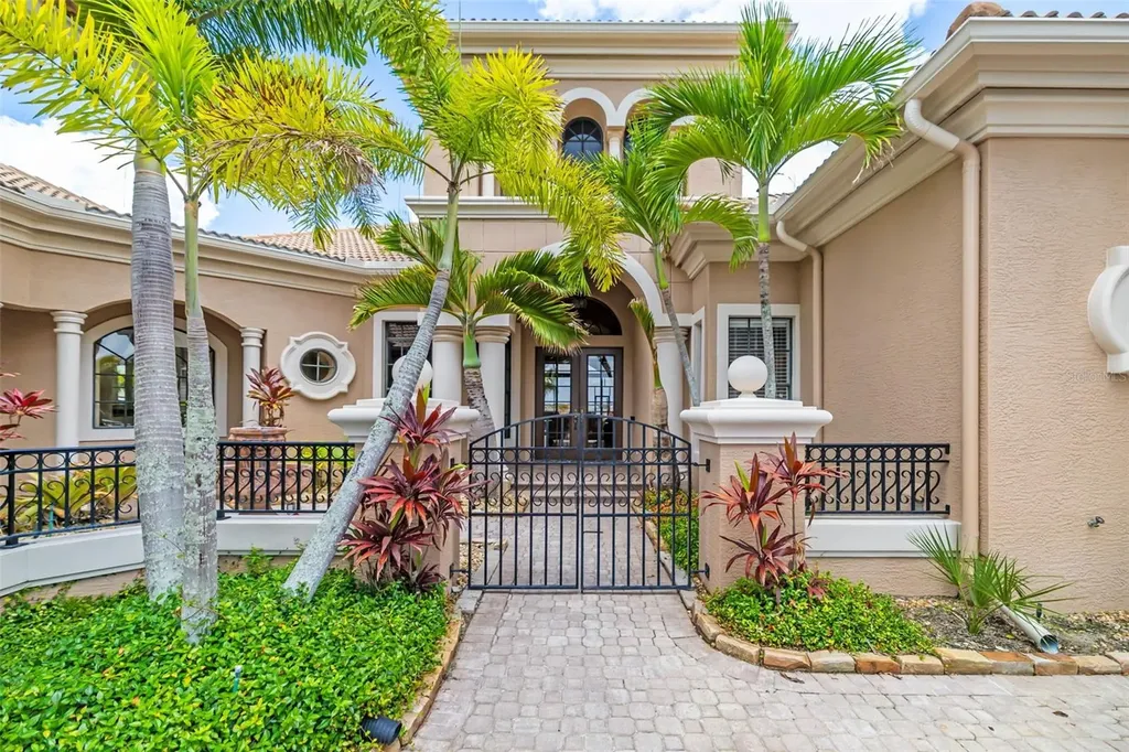 4015 Hawk Island Drive Bradenton FL 34208