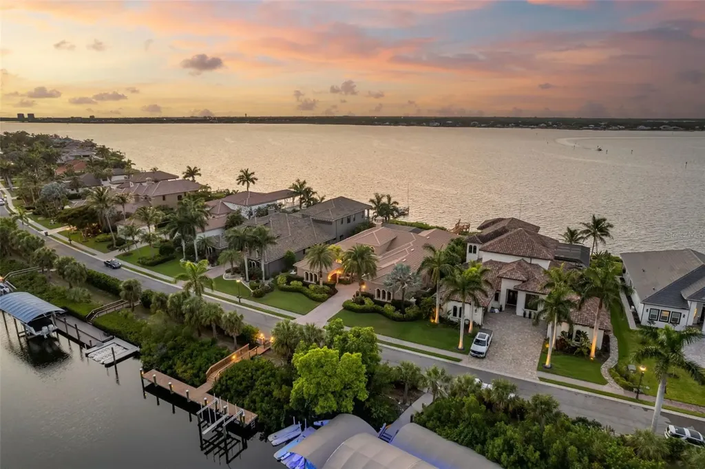 4015 Hawk Island Drive Bradenton FL 34208