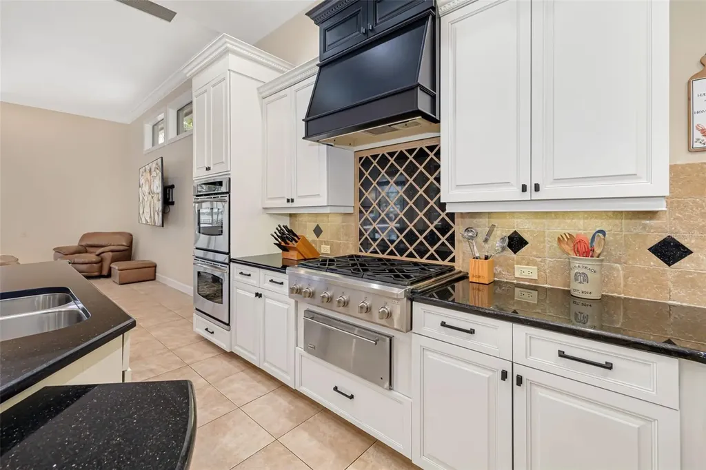 4015 Hawk Island Drive Bradenton FL 34208