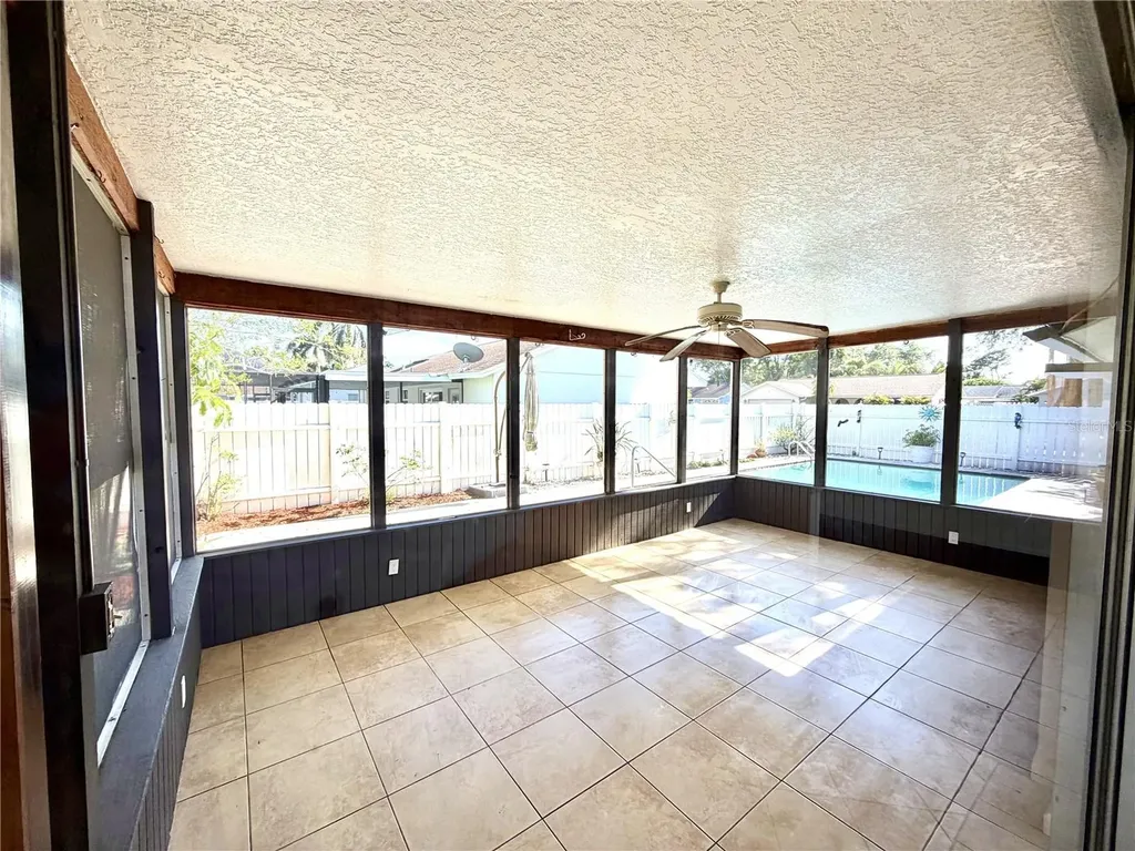 8212 101st Court Seminole FL 33777