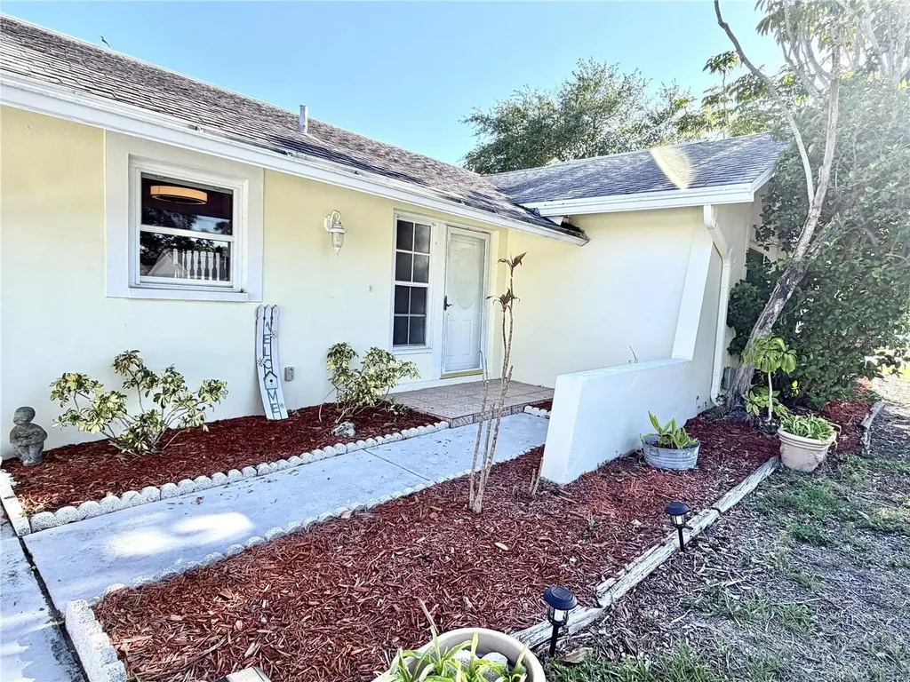 8212 101st Court Seminole FL 33777
