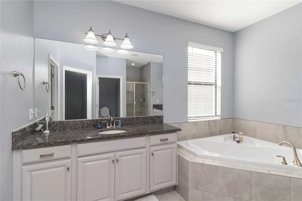 9918 Ivory Drive Ruskin FL 33573