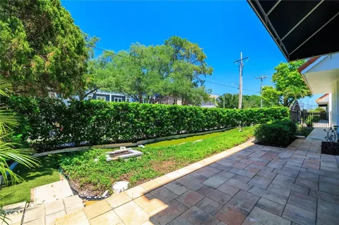 3210 W Horatio Street Tampa FL 33609