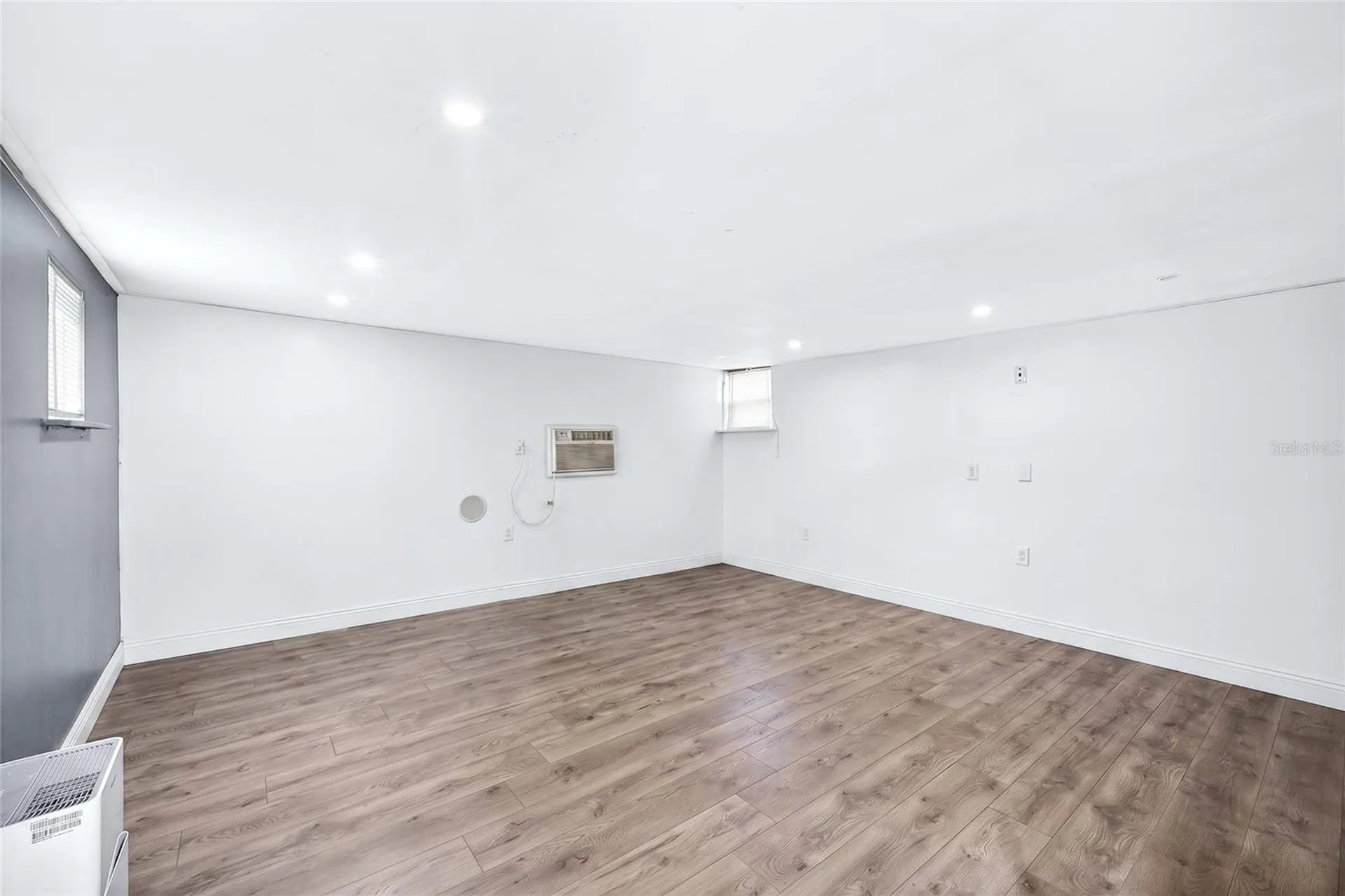 1796 Harbor Drive Clearwater FL 33755