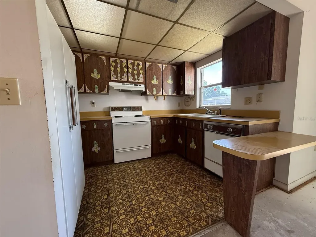 7026 68th Avenue N Pinellas Park FL 33781