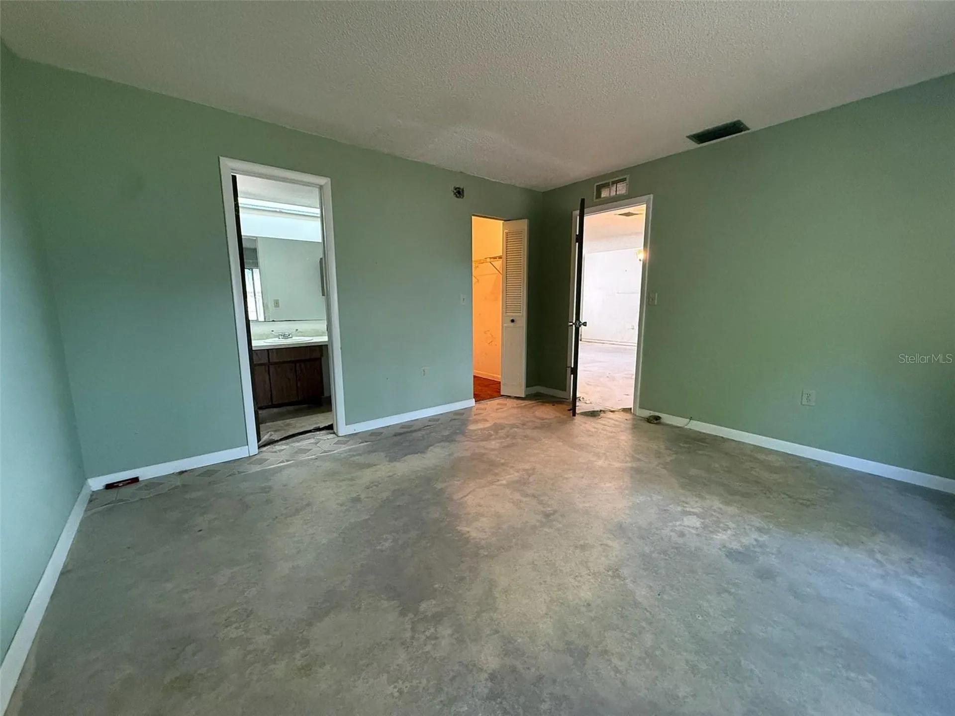 7026 68th Avenue N Pinellas Park FL 33781