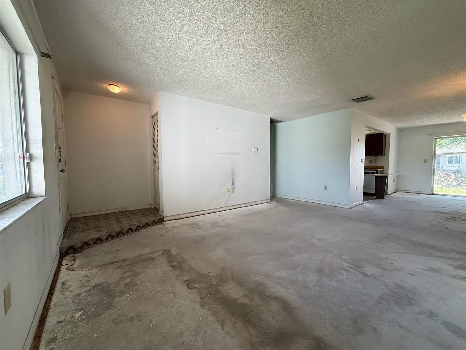 7026 68th Avenue N Pinellas Park FL 33781