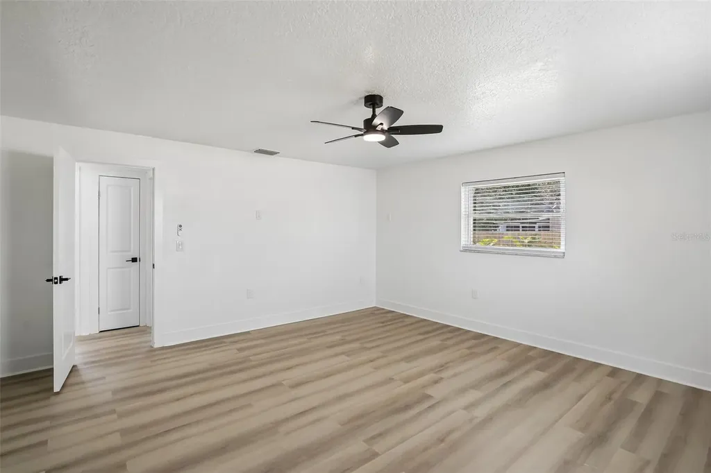 1782 Maryland Avenue NE St Petersburg FL 33703