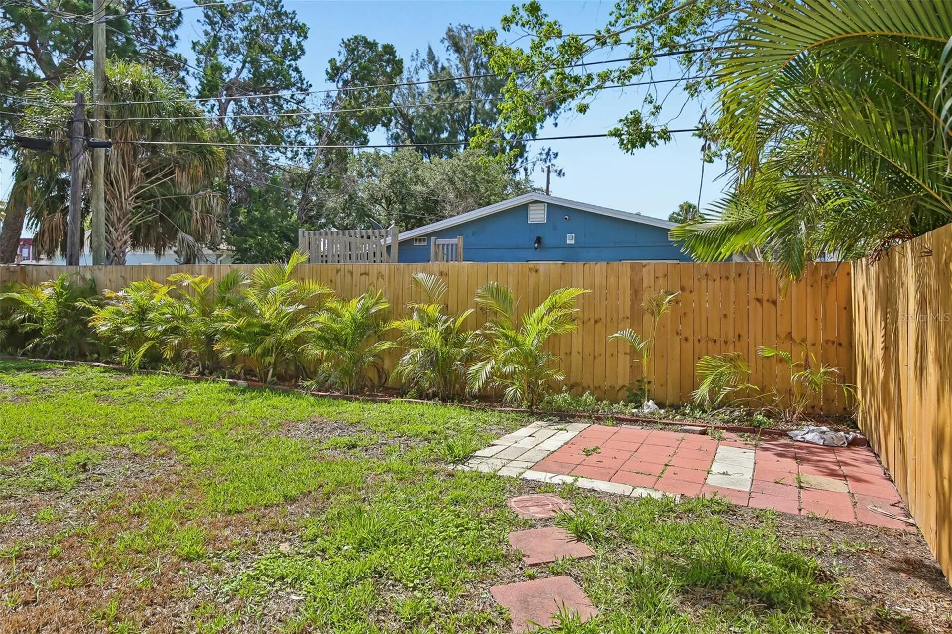 1782 Maryland Avenue NE St Petersburg FL 33703