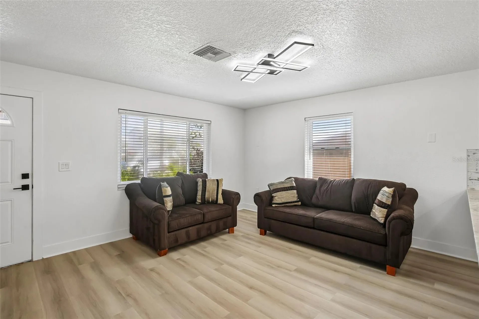 1782 Maryland Avenue NE St Petersburg FL 33703