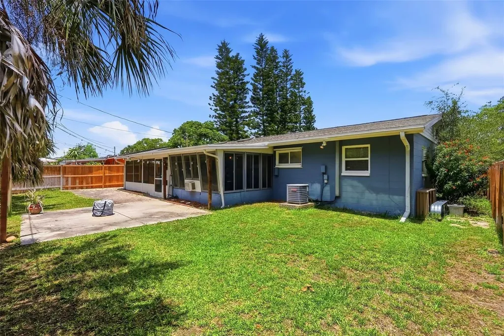 11626 75th Avenue Seminole FL 33772