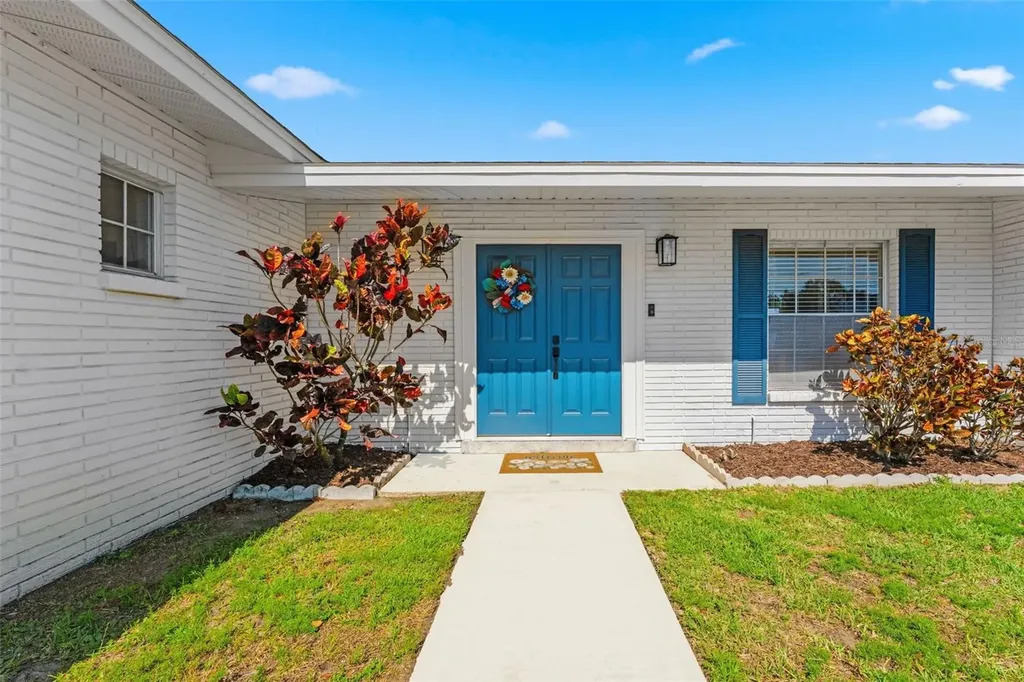 4810 Arrowwood Drive Tampa FL 33615