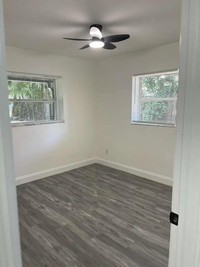 1139 Woodside Drive Daytona Beach FL 32117