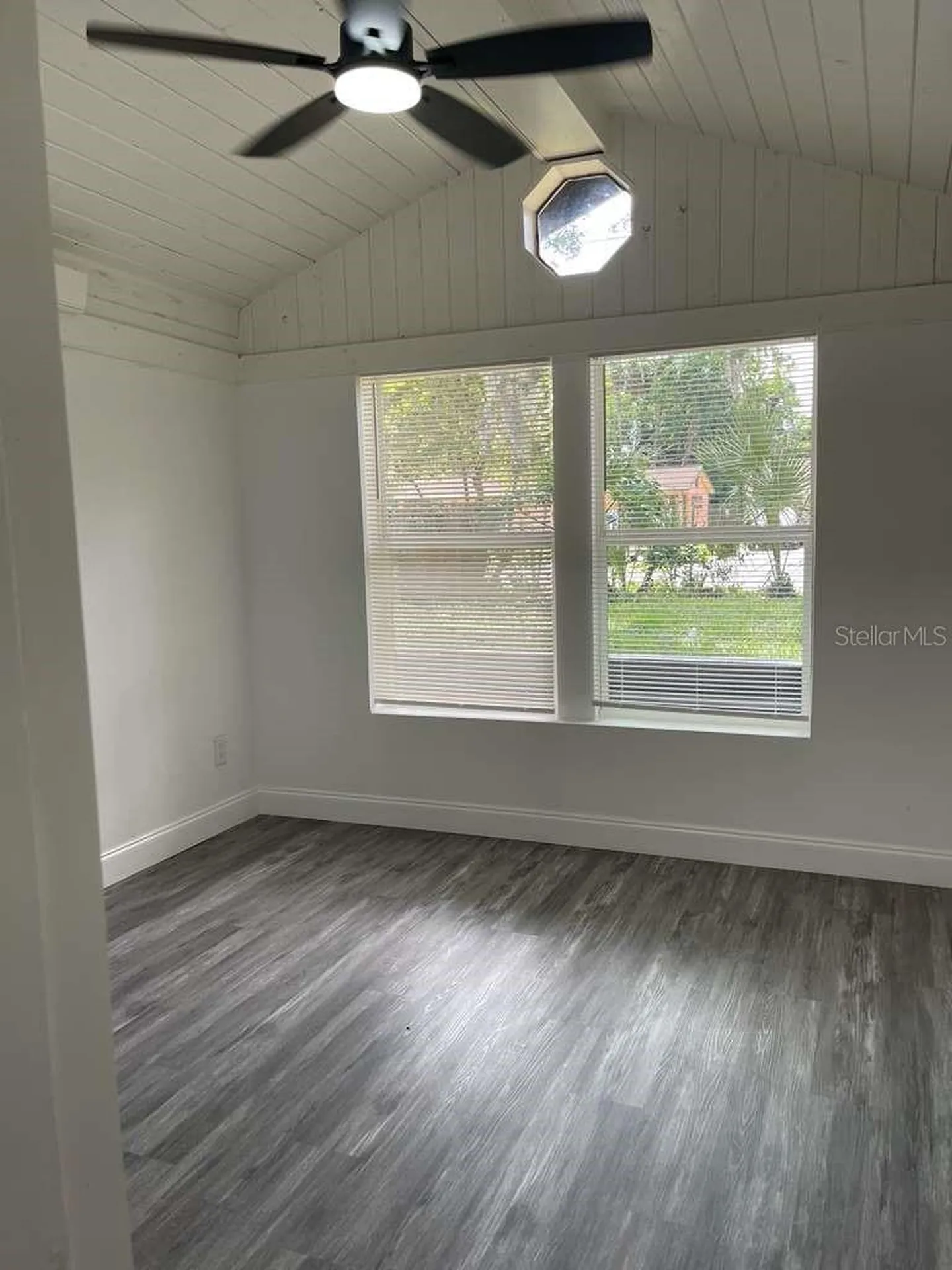 1139 Woodside Drive Daytona Beach FL 32117