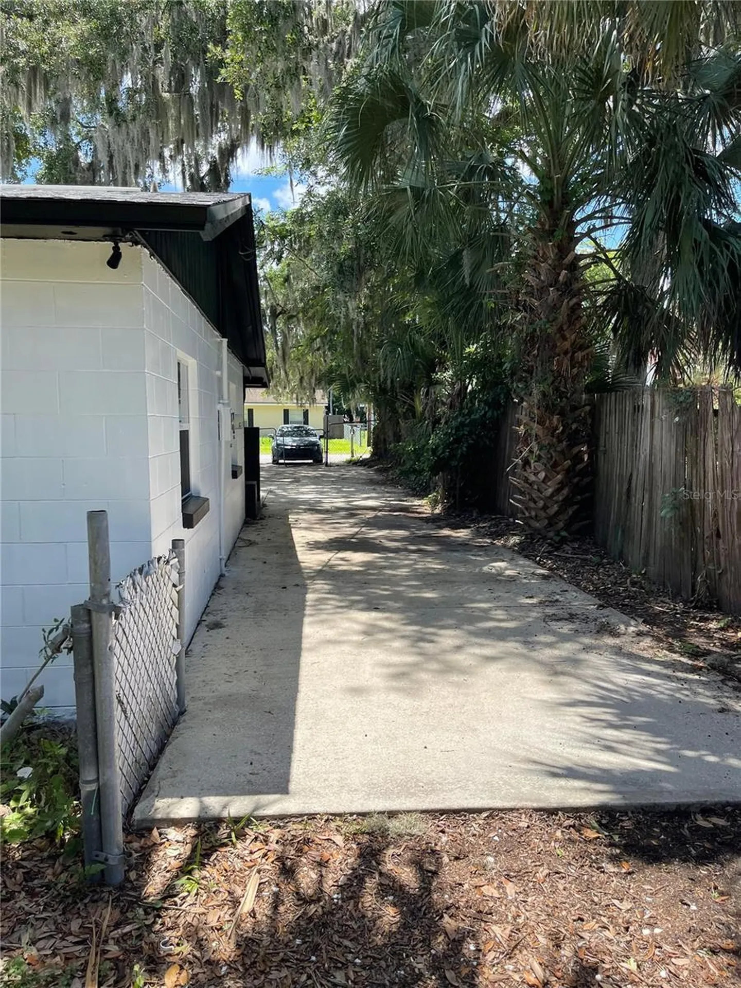1139 Woodside Drive Daytona Beach FL 32117