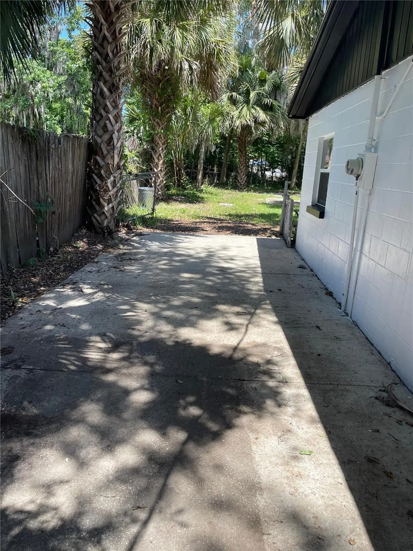 1139 Woodside Drive Daytona Beach FL 32117