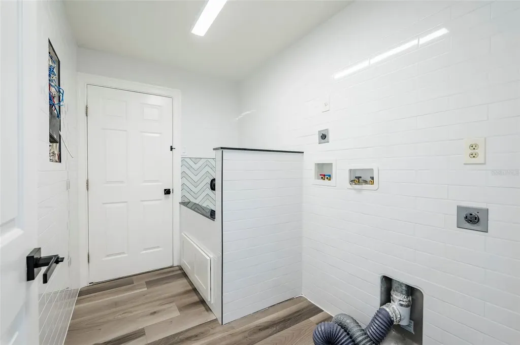 2348 Messenger Circle Safety Harbor FL 34695