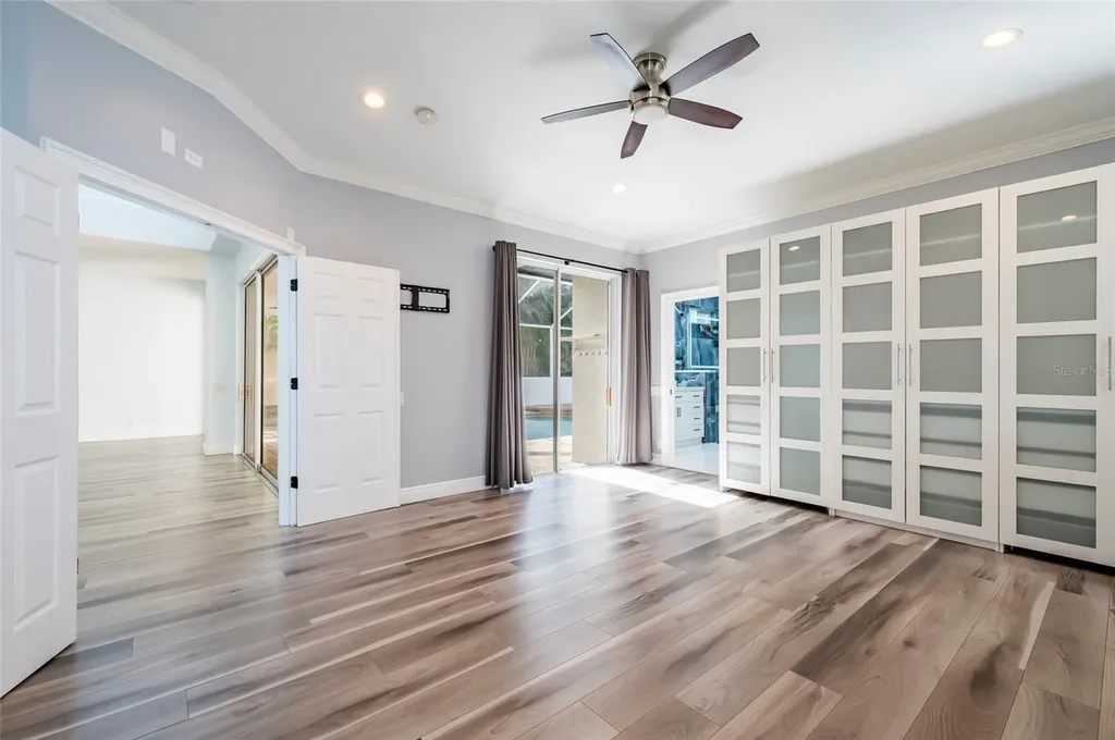 2348 Messenger Circle Safety Harbor FL 34695