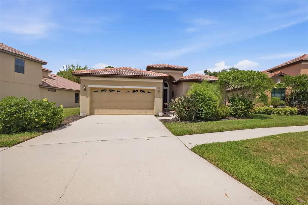 107 Silver Falls Dr Drive Apollo Beach FL 33572