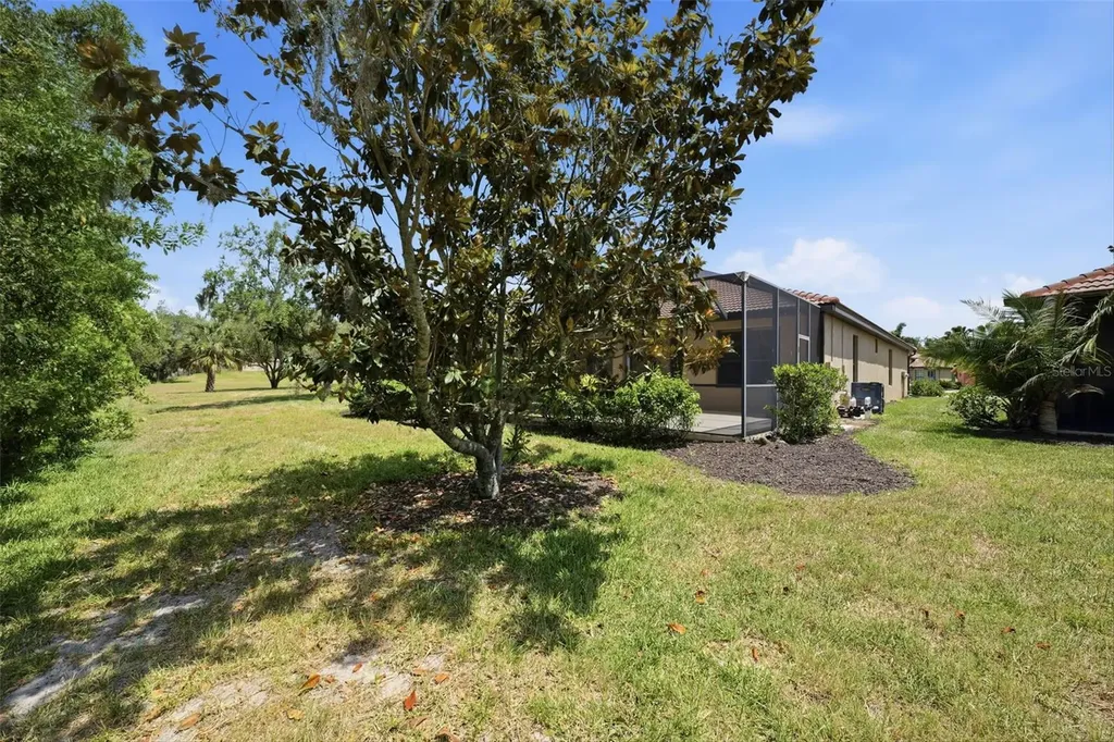 107 Silver Falls Dr Drive Apollo Beach FL 33572