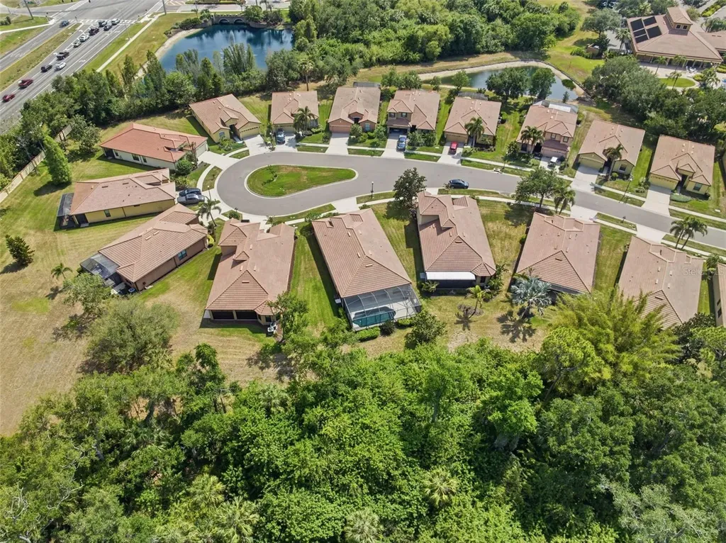 107 Silver Falls Dr Drive Apollo Beach FL 33572