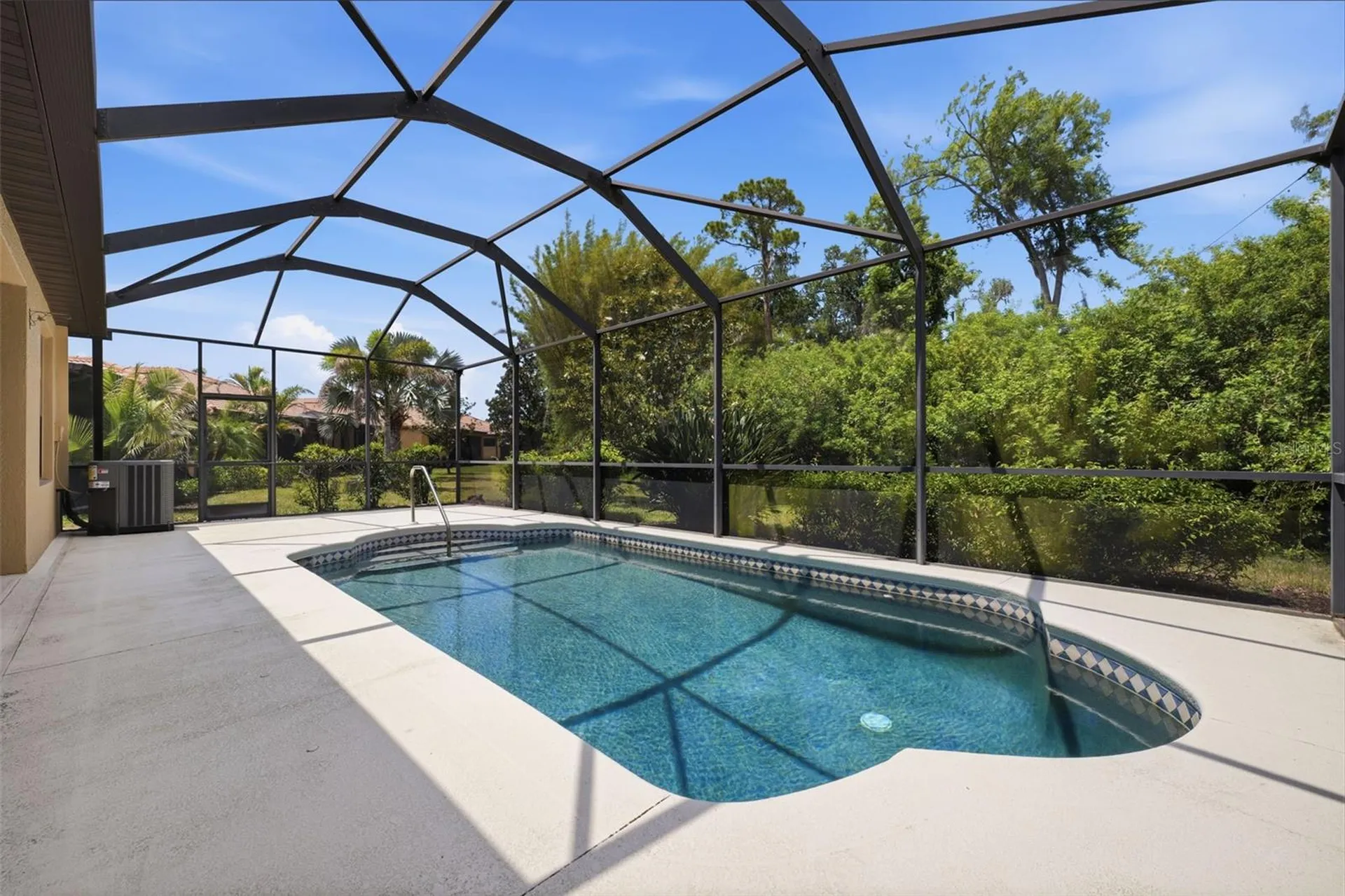 107 Silver Falls Dr Drive Apollo Beach FL 33572