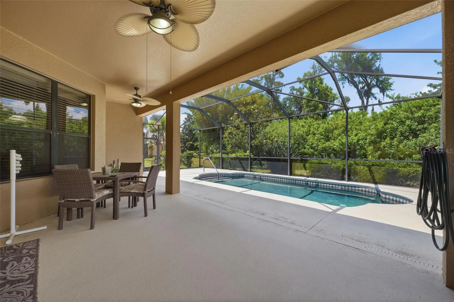 107 Silver Falls Dr Drive Apollo Beach FL 33572