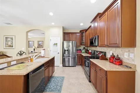 107 Silver Falls Dr Drive Apollo Beach FL 33572