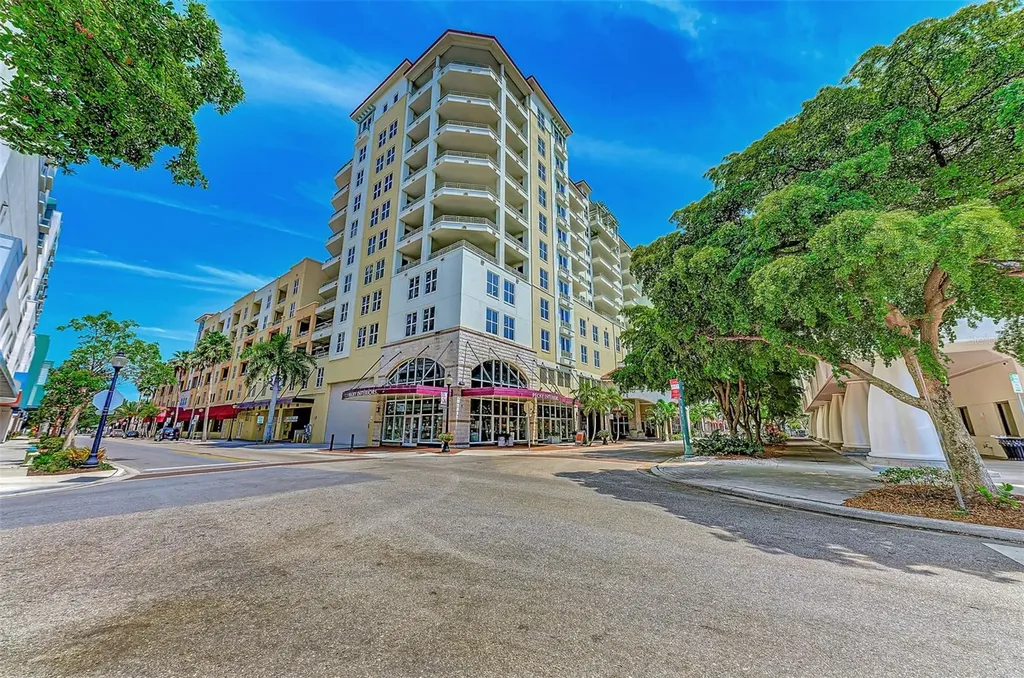 100 Central Avenue Sarasota FL 34236