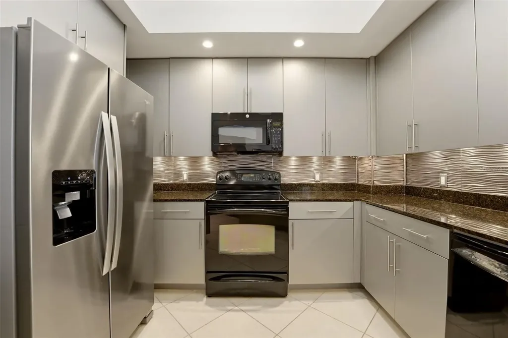 100 Central Avenue Sarasota FL 34236