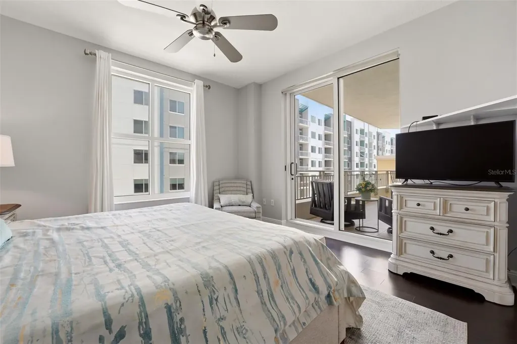 100 Central Avenue Sarasota FL 34236