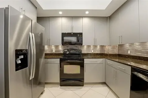 100 Central Avenue Sarasota FL 34236