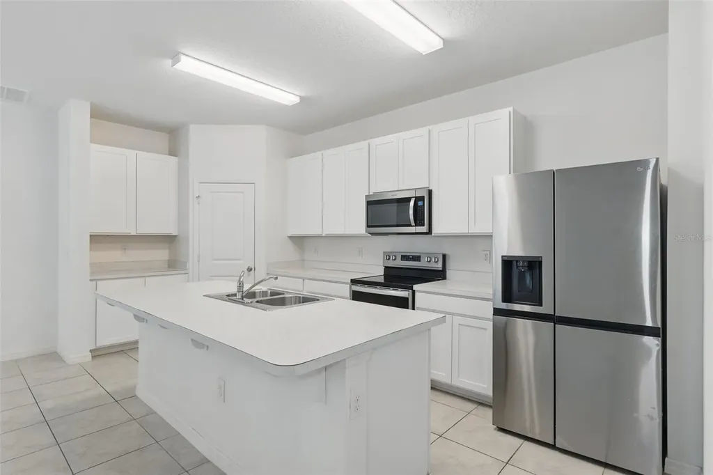 1187 Papaya Circle Davenport FL 33897