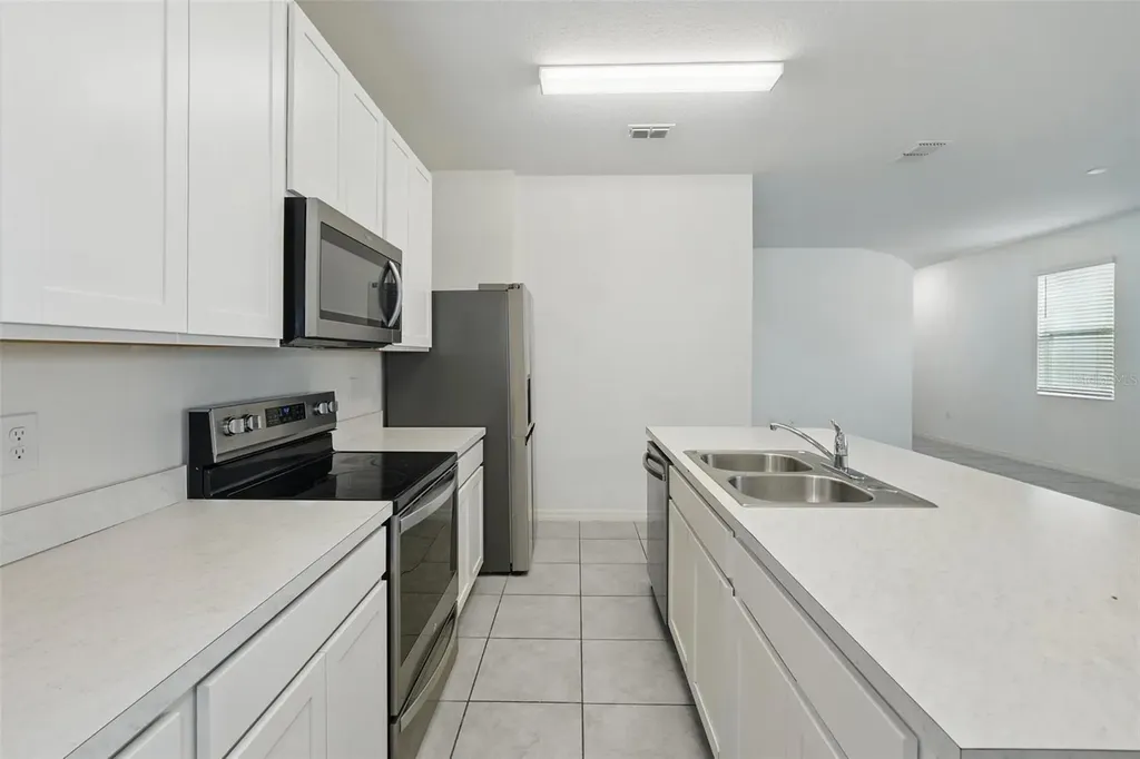 1187 Papaya Circle Davenport FL 33897
