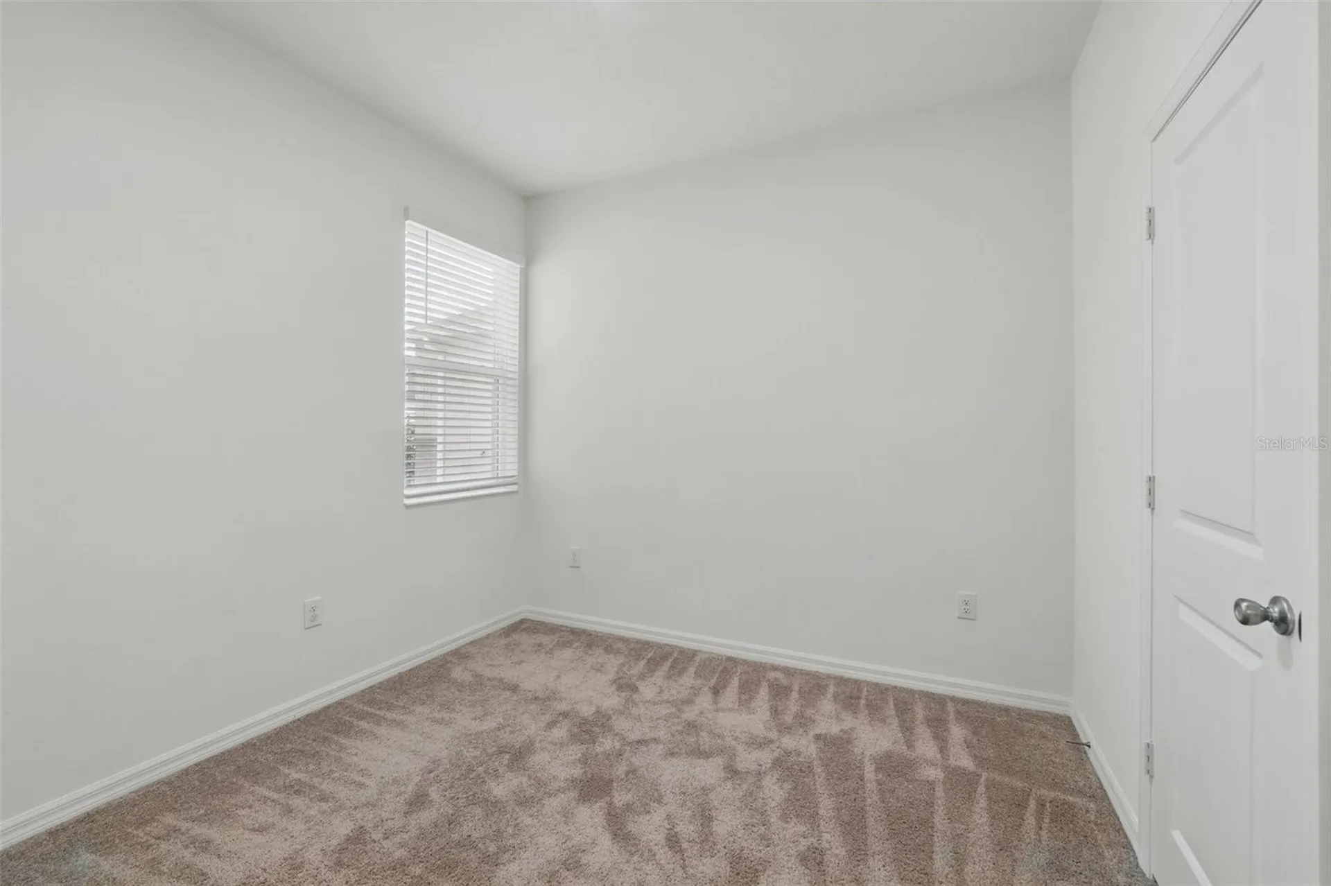 1187 Papaya Circle Davenport FL 33897