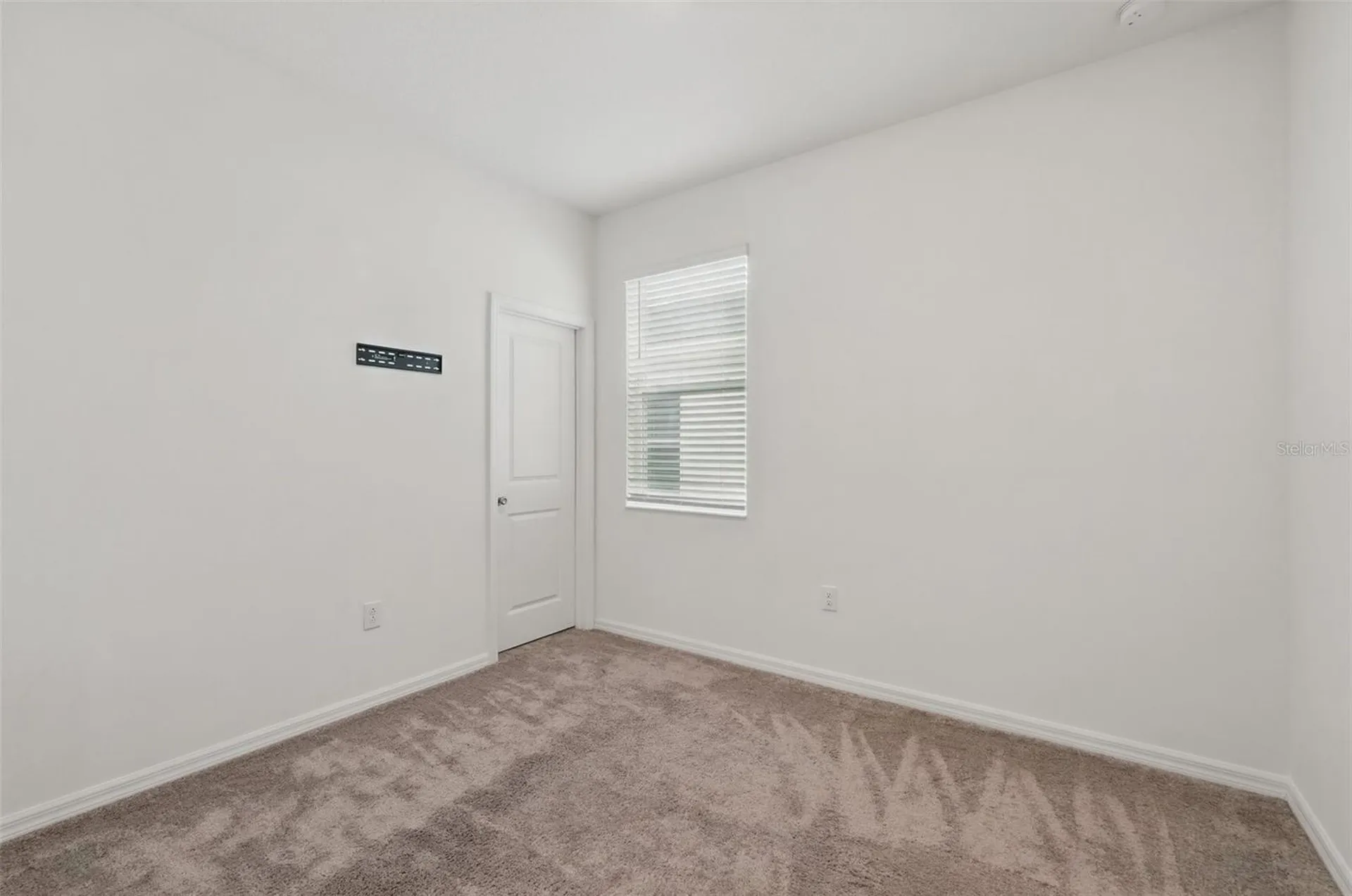1187 Papaya Circle Davenport FL 33897