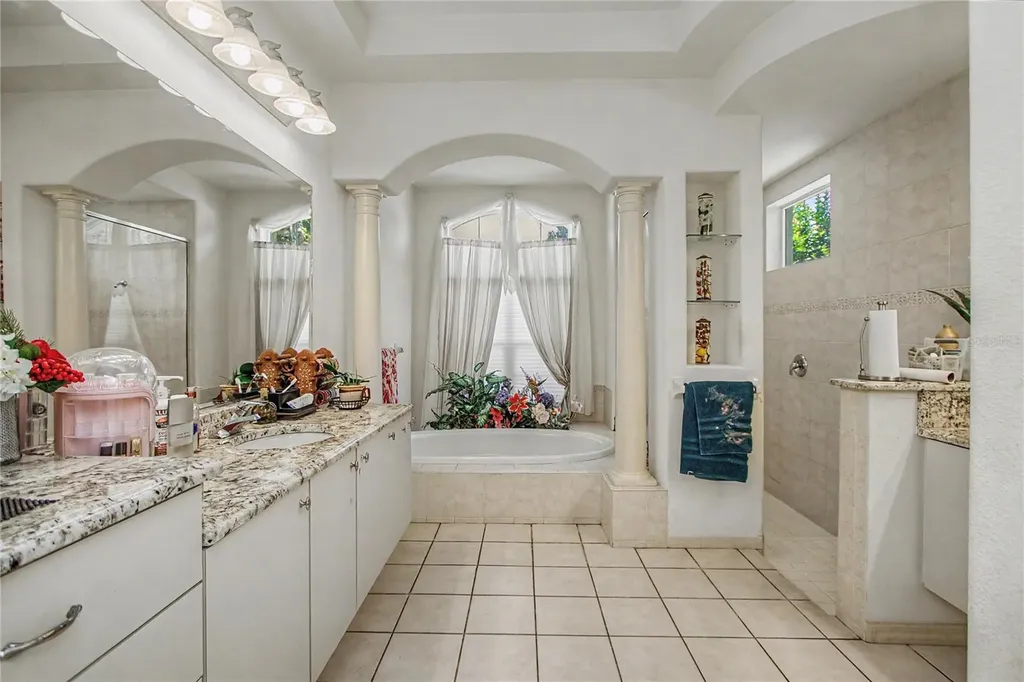2114 SE 25th Loop Ocala FL 34471