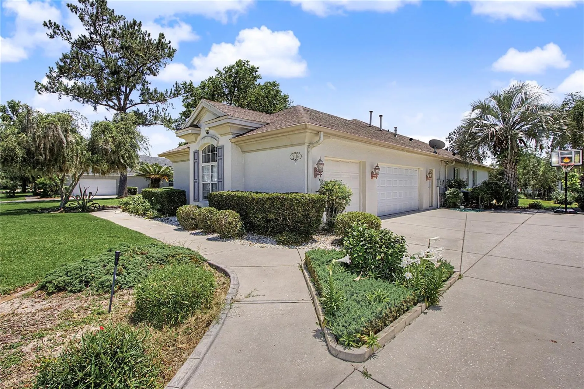 2114 SE 25th Loop Ocala FL 34471